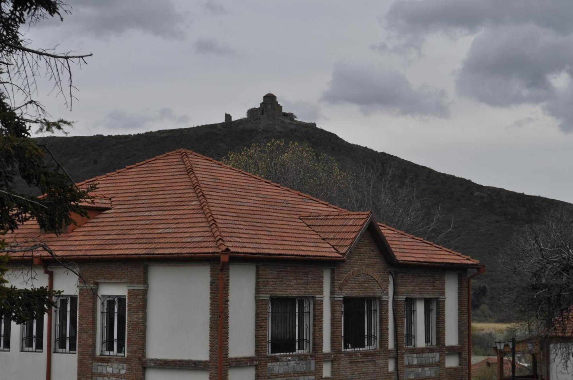 Guesthouse Dariali Mtsʼkhetʼa Exteriör bild