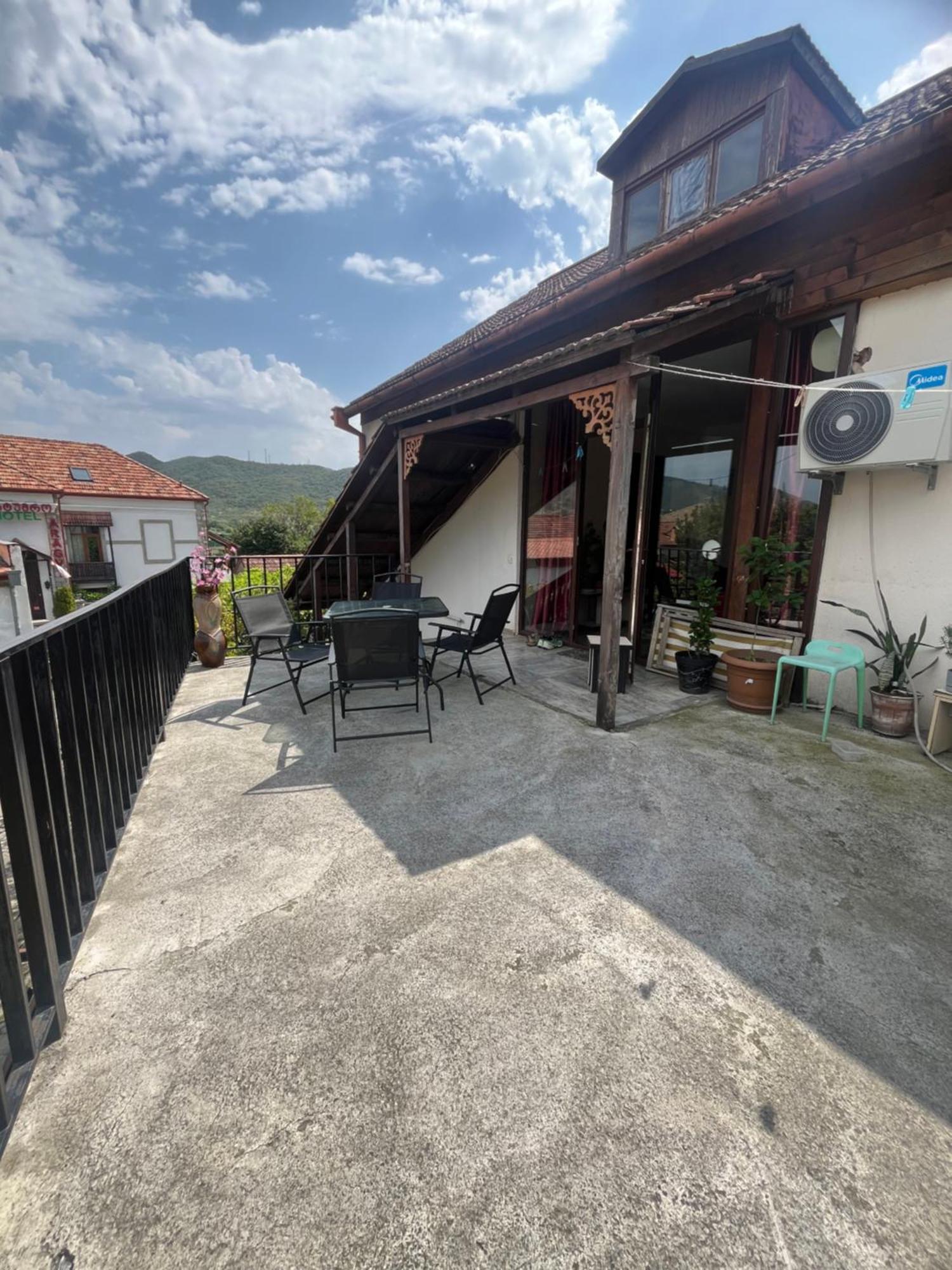 Guesthouse Dariali Mtsʼkhetʼa Exteriör bild